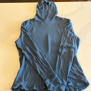 Faherty Mens thermal surplus hoodie, size L, blue.